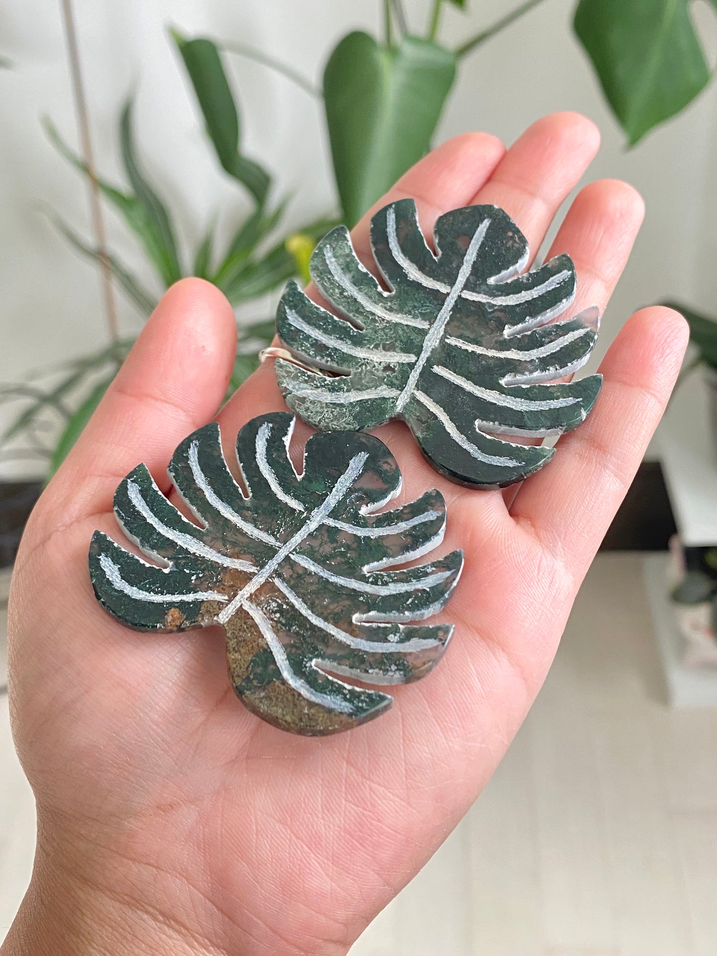 Moss Agate Monstera Leaf Carvings