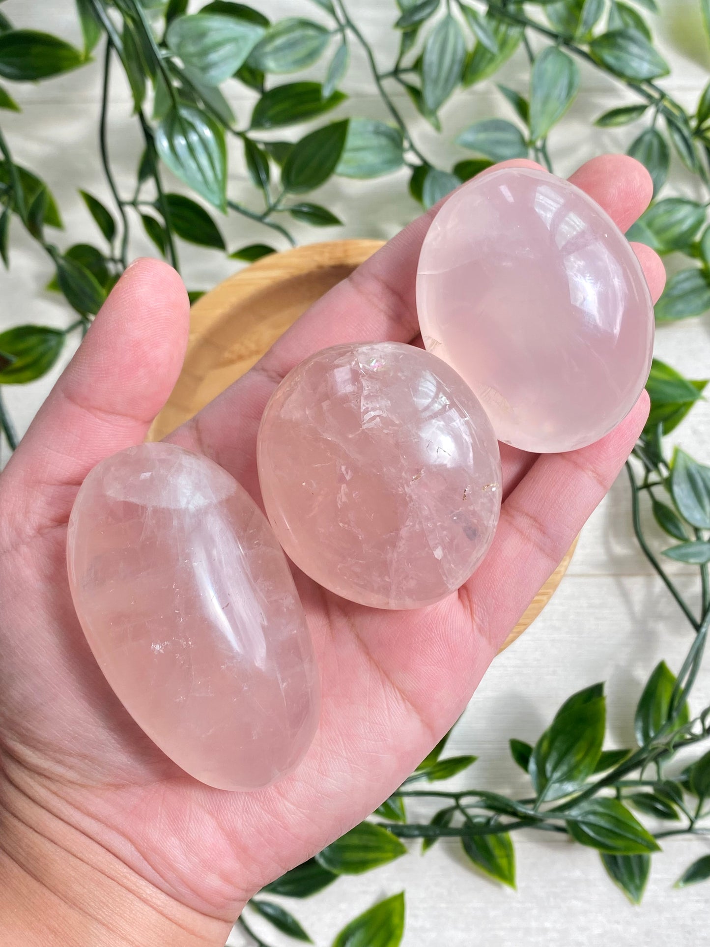 High Quality Madagascar Rose Quartz Palm Stones